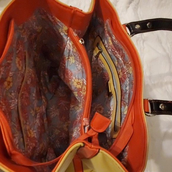 Purse - Picture 3 of 3